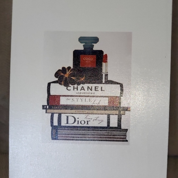 Canva Home/Closet Decor - Picture 3 of 3